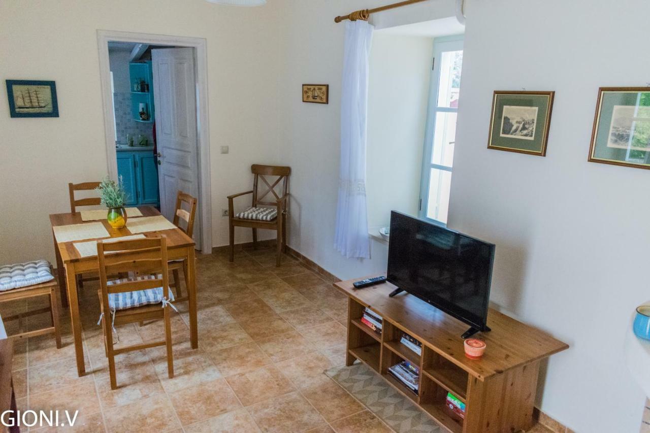Angeliko'S Vourgaris Stone House Villa Hydra  Buitenkant foto