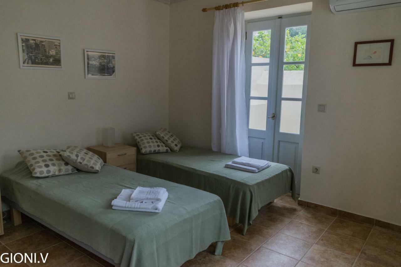 Angeliko'S Vourgaris Stone House Villa Hydra  Buitenkant foto