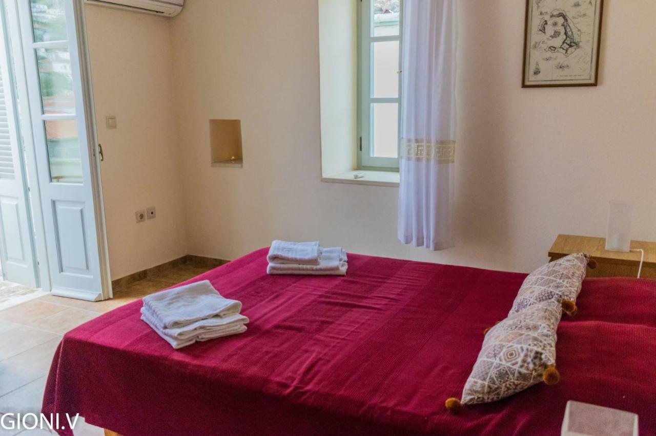 Angeliko'S Vourgaris Stone House Villa Hydra  Buitenkant foto