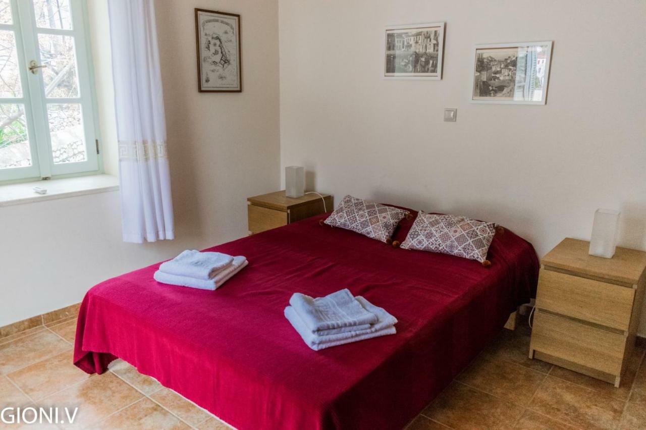 Angeliko'S Vourgaris Stone House Villa Hydra  Buitenkant foto